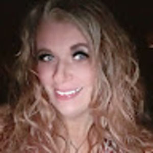 Meet your Posher, Paula renee